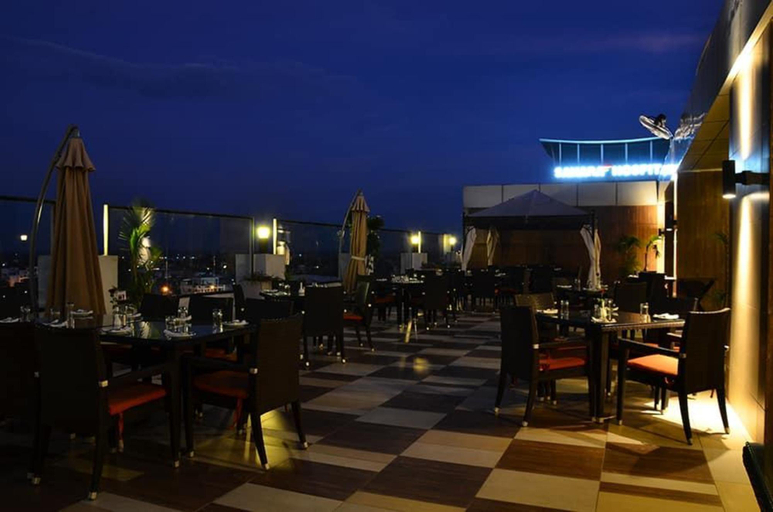Food & Drinks 5, Hotel Lineage, Lucknow
