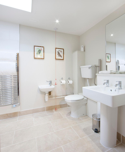 Bathroom 3, The Talbot Hotel, Herefordshire