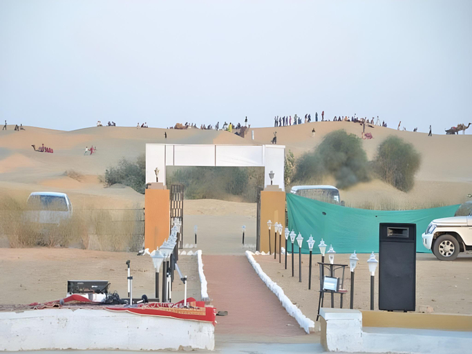 Public Area, Camp Paradise Tent, Jaisalmer