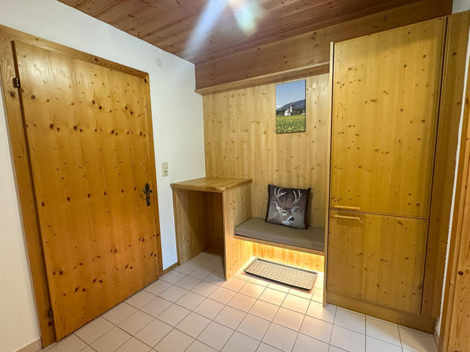 Others 3, Alte Schmiede, Innsbruck Land