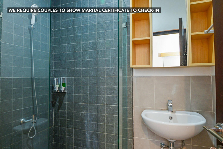 Bathroom 5, Legacy Residence Pondok Indah Syariah, South Jakarta