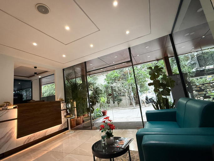 Public Area 2, Hotel Landridge - Hitech City Hyderabad, Hyderabad