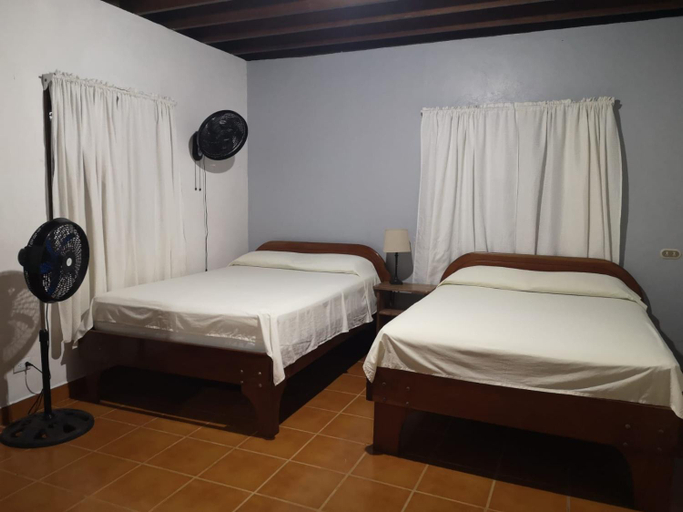 Others 4, Casa Susen, Puntarenas
