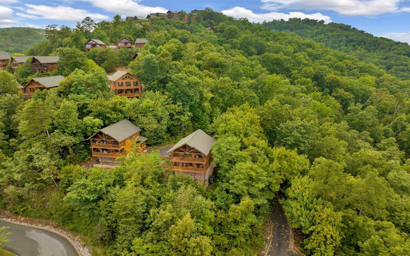 Others 3, The Greenbrier, Sevier