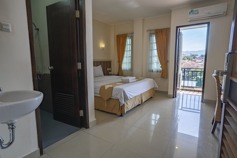 Bedroom 2, Dago's Hill, Bandung