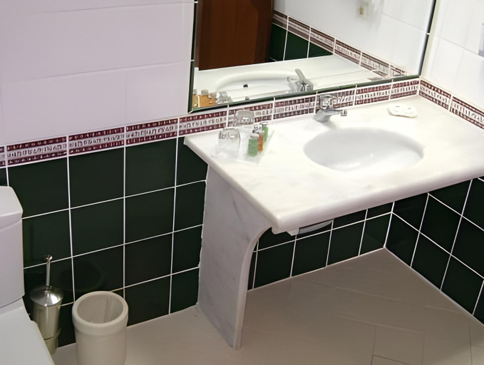 Bathroom 5, Kaptan Hotel, Alanya