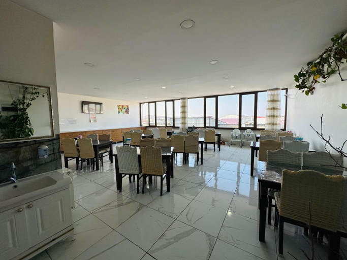 Food & Drinks 4, Toprak Hotel, Merkez