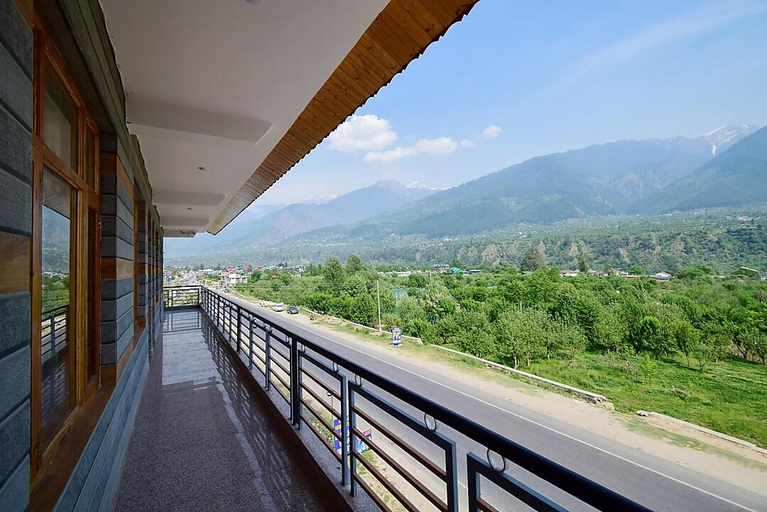 Others 5, Sra Hi-way Inn, Kullu