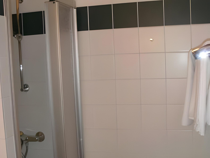 Bathroom 4, Stadthotel Raabs an der Thaya, Waidhofen an der Thaya