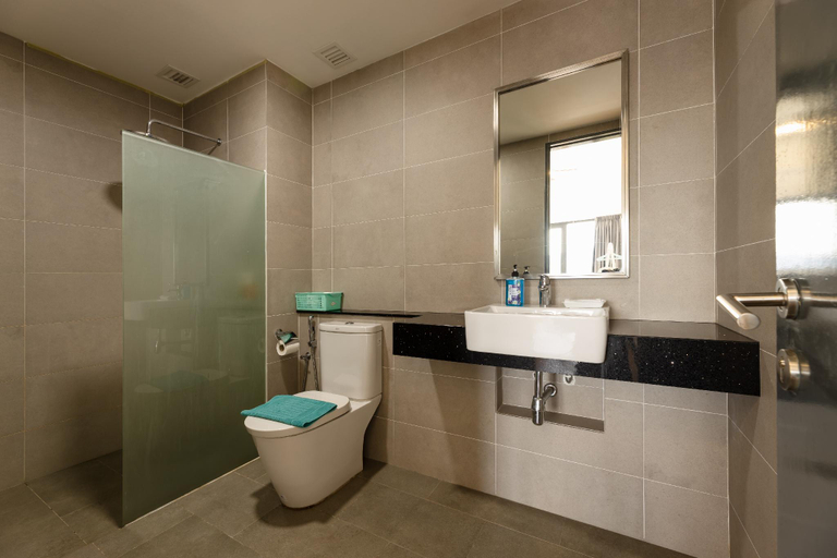 Bathroom 5, MUJI X Tiffany★City+HillView 3BR@Town★NetflixTVBox, Pulau Penang