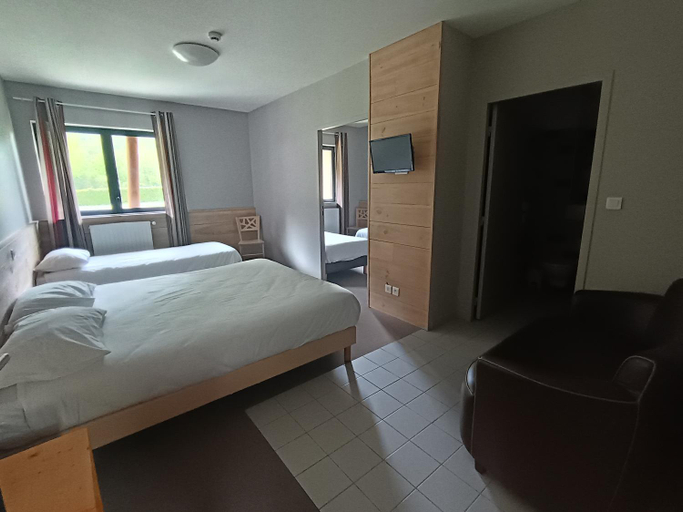 Bedroom 2, Auberge du Montcalm, Ariège