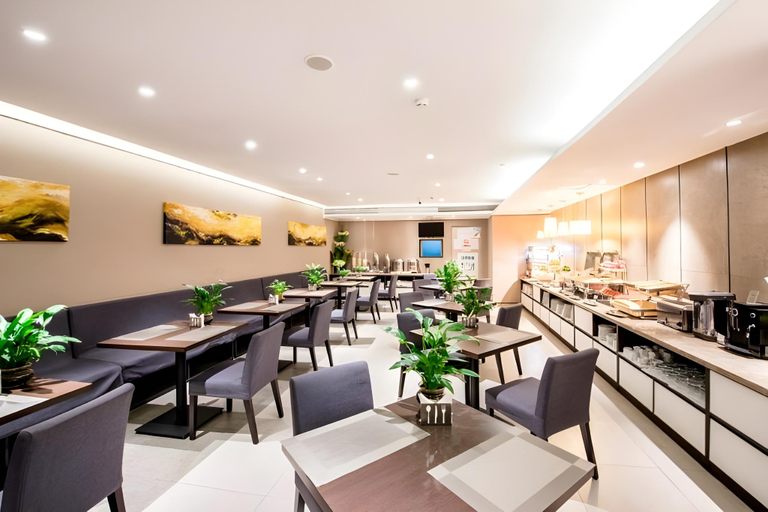 Food & Drinks 3, Home Inn Plus Beijing Chaoyangmen Metro Station, Beijing