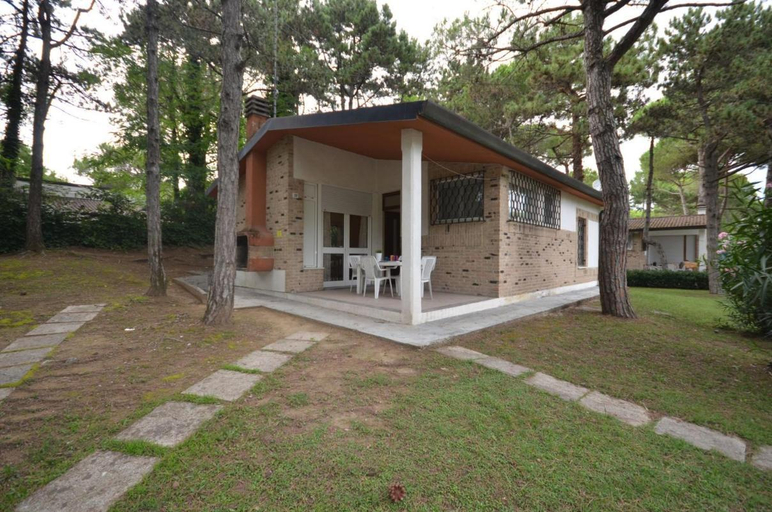 Exterior view 2, Cozy villa close to the beach, Udine