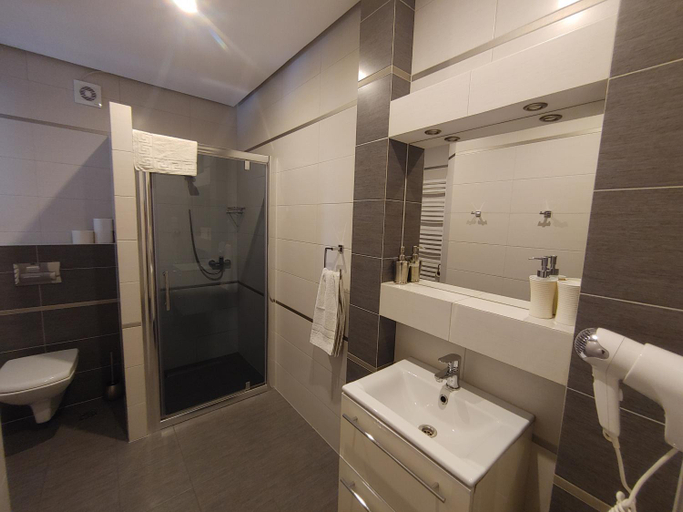 Bathroom 3, NA BYSTRYM, Tatra