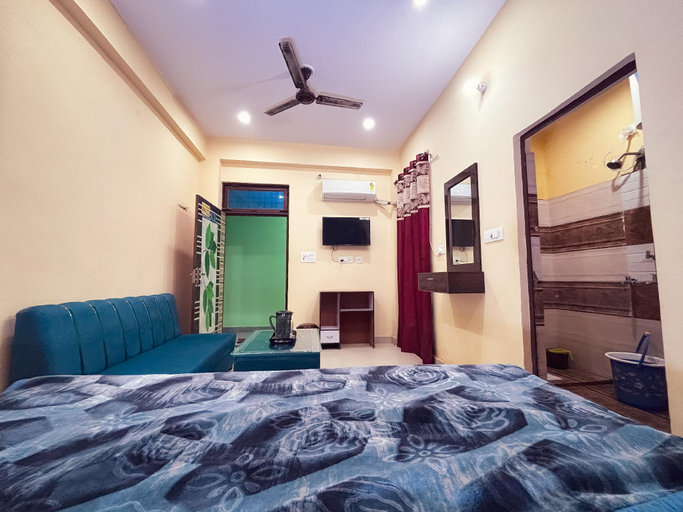 Bedroom 2, JK ROYAL PALACE AND LODGE, Allahabad