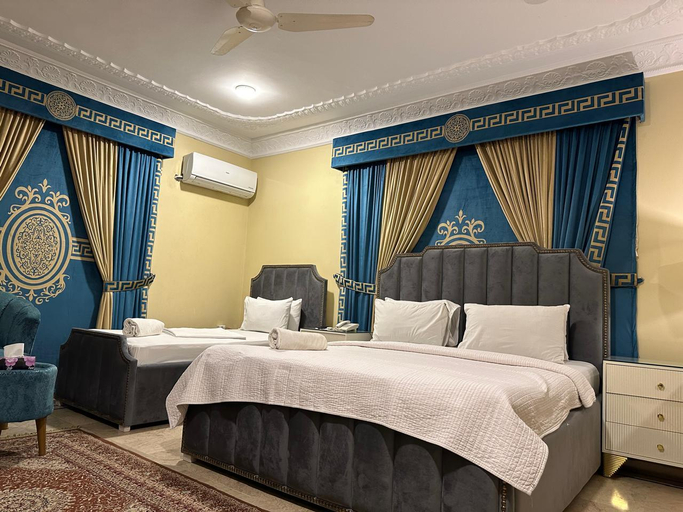 Bedroom 2, Hotel Seven 7, Karachi