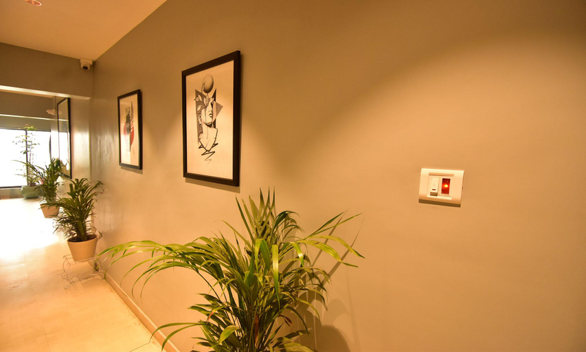 Public Area, Dhanvantari Hotel, Mumbai Suburban