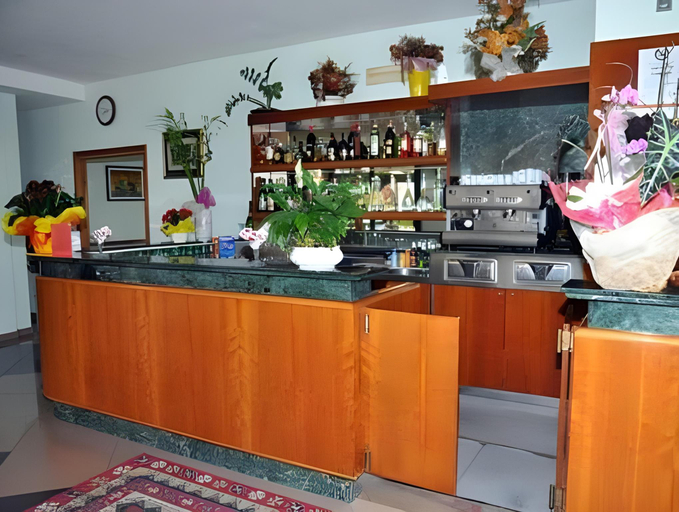 Food & Drinks 5, Hotel Emilia, Rimini