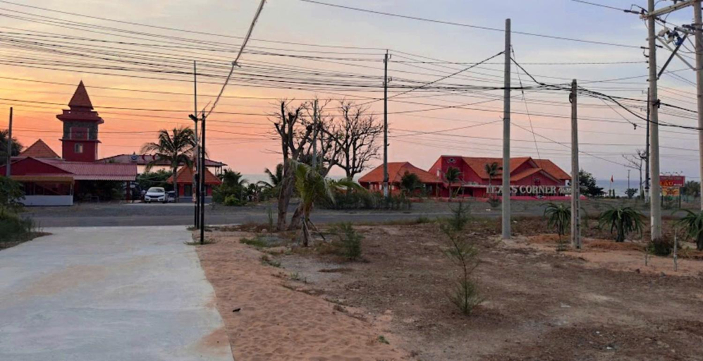 Others 3, Texas Corner Resort, Hàm Thuận Nam