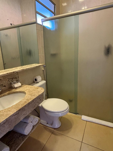 Bathroom 4, Hotel Roda D' Água, Andradina