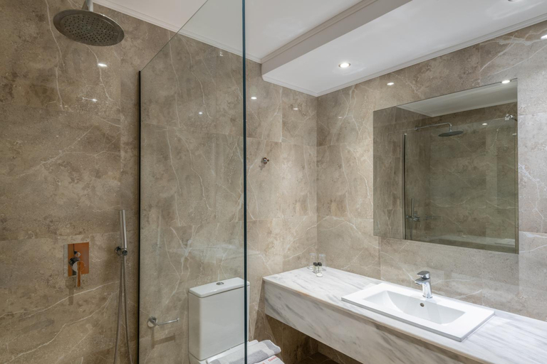 Bathroom 4, Themis Beach Hotel, Crete