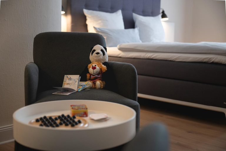 Bedroom 2, Rheinhotel Dreesen, Bonn