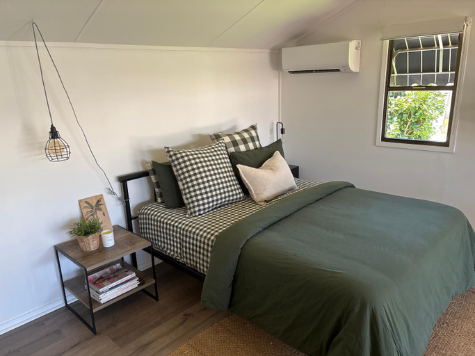 Others 5, Caba Beach Cabin, Tweed - Tweed Coast