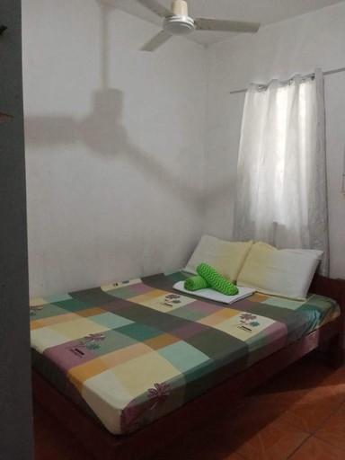 Bedroom 2, Pescador View - Beach Resort & Restaurant, Moalboal