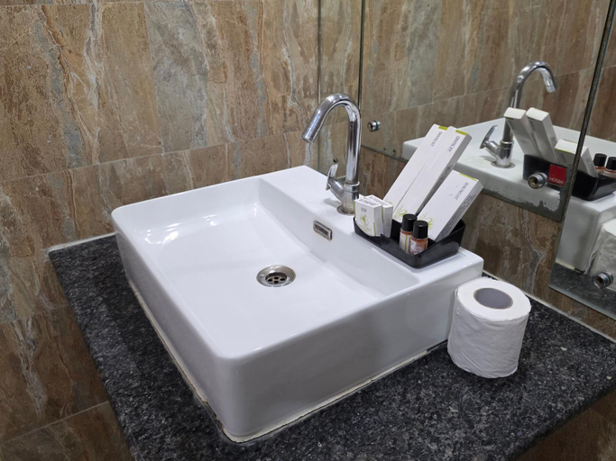 Bathroom 3, Lemongrass Resort & Spa, South Andaman