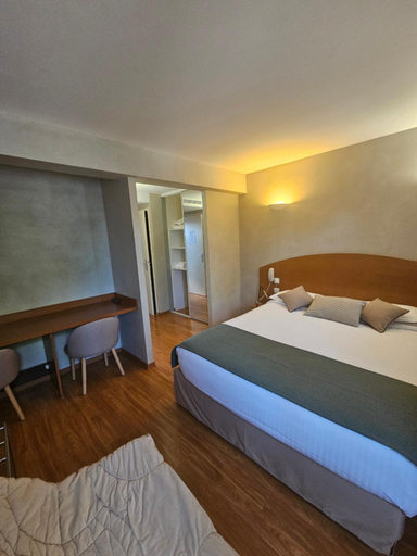 Bedroom 2, La Route d'Argent, Aveyron