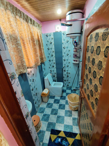 Bathroom 3, Kashmir Homestay , Baramulla