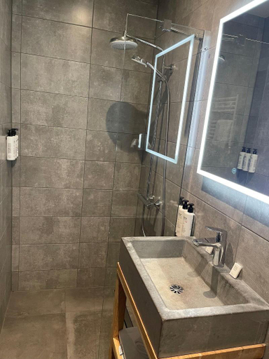 Bathroom 3, City Center Lodge Utrecht, Utrecht