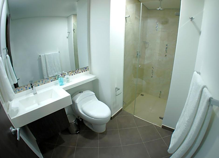 Bathroom 4, Hotel Grand Plaza Corferias, Santafé de Bogotá