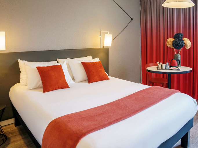 Bedroom 5, ibis Alès Centre-Ville, Gard
