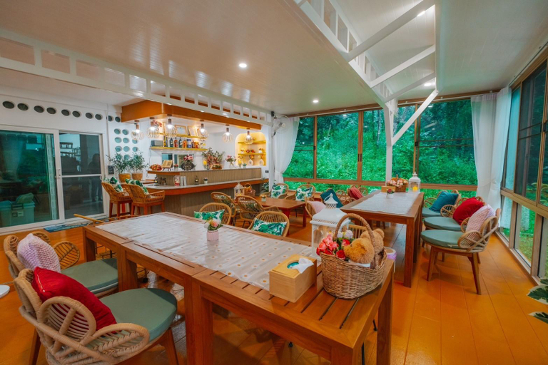 Food & Drinks 4, Pangthara65 at Pang Hai, Chiang Mai, Doi Saket