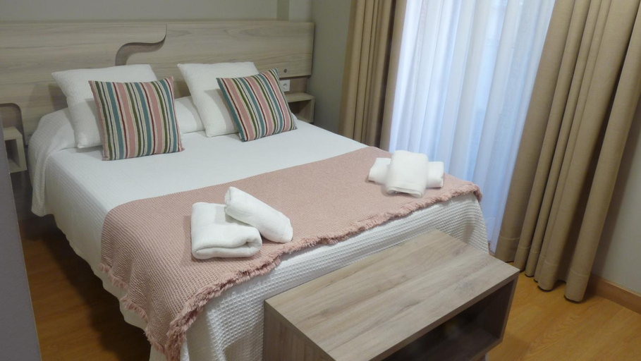 Bedroom 3, Hotel Roquino, Pontevedra