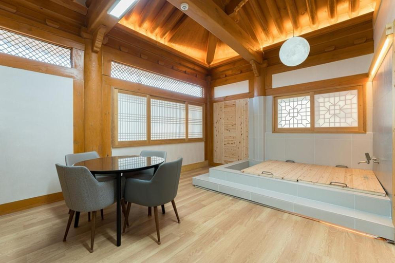 Bedroom 2, Sangchunjae, Gimpo