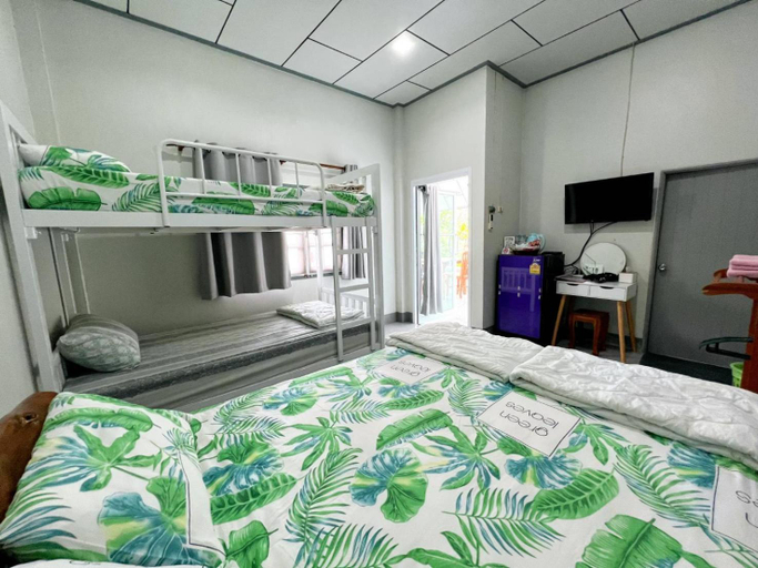 Bedroom 2, Thongsuwan Resort, Tha Mai