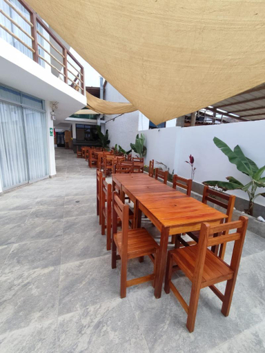 Food & Drinks 5, LAS FRAGATAS CASA HOTEL, Contralmirante Villar