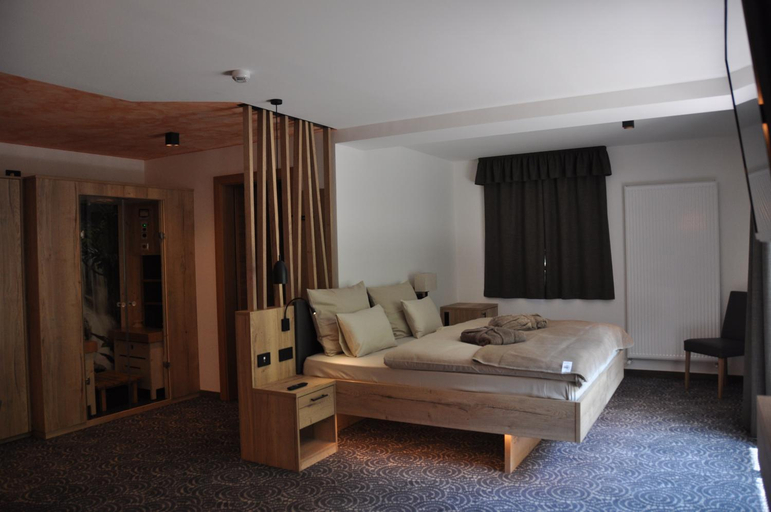 Bedroom 3, Hotel Residence Rosa, Bolzano
