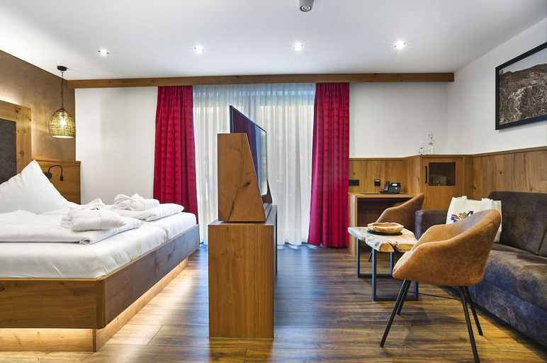 Bedroom 3, Wellness- und Bierhotel Adam Brau, Regen