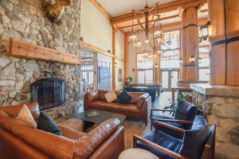 Public Area 3, Coast Hillcrest Hotel, Columbia-Shuswap