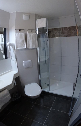 Bathroom 3, Cit'Hotel Hotel Prime - Montpelier Ouest -Saint Jean de Vedas, Hérault