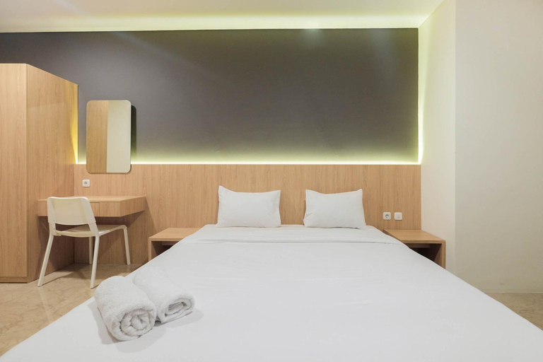 Bedroom 3, Trendy 2BR Pancoran L'Avenue Apartment By Travelio, Jakarta Selatan