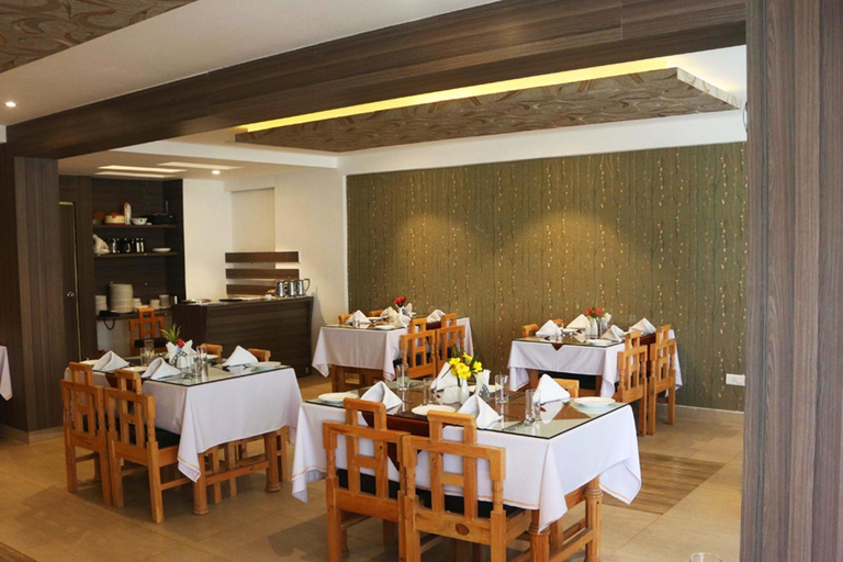 Food & Drinks 4, Empires Hotel, Puri