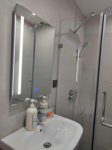 Bathroom, Aeon tower Davao exclusive studio unit, Davao City