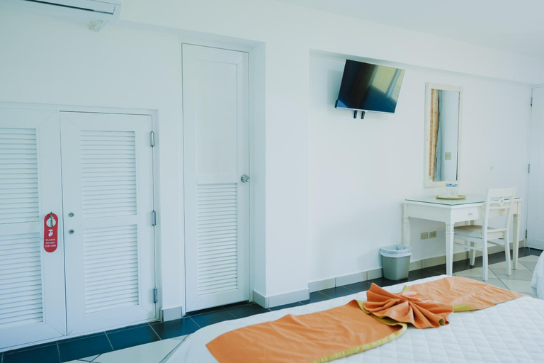 Bedroom 2, Las Olas Beach Resort, Alanje