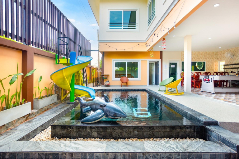 Swimming pool 5, 99 Pool Villa, Pattaya