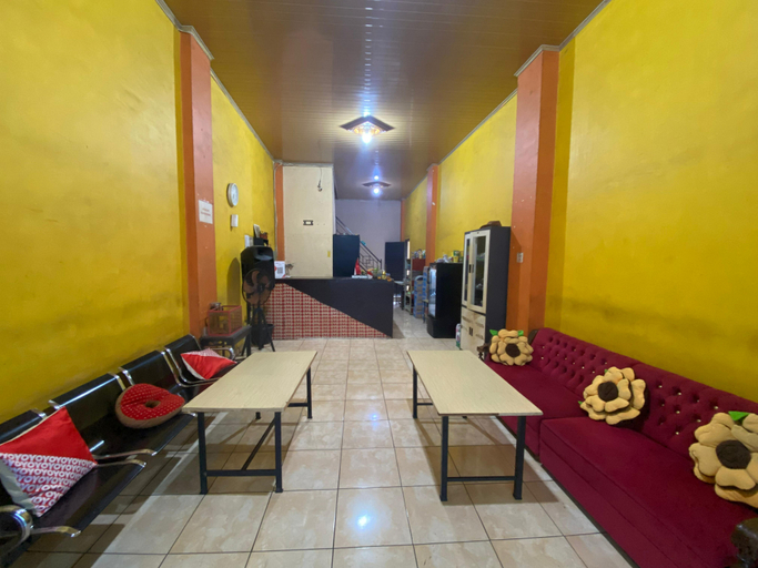 Others 2, Wisma Raffa Lahat, Lahat