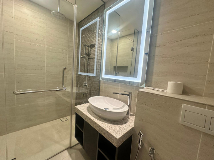 Bathroom 5, Star Holiday Suites, Kuala Lumpur